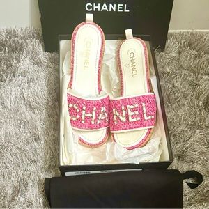 CHANEL Pink Tweed White Leather Logo Mules Sandals size 39